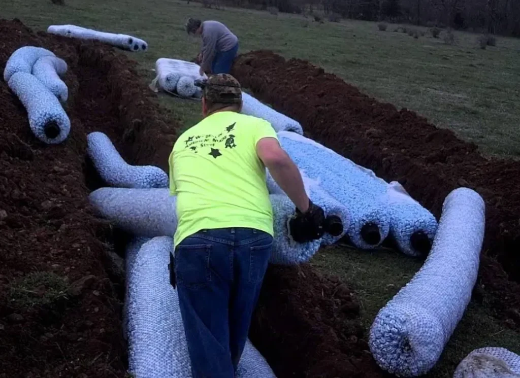Installing septic pipe system