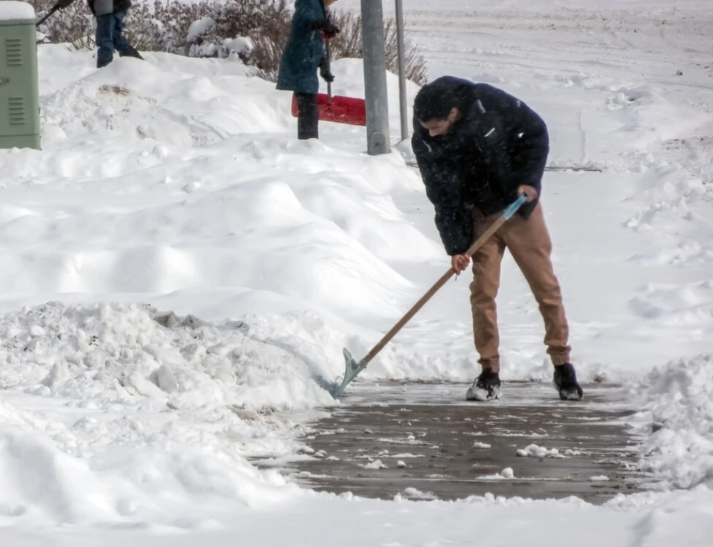 Clearing snow path