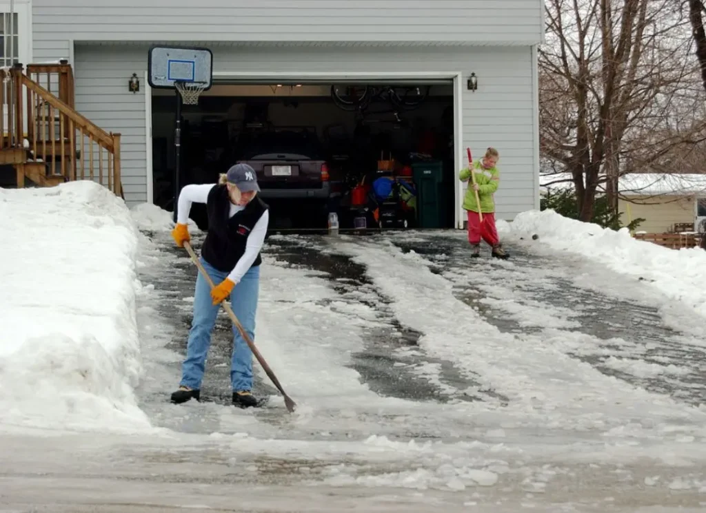 Snow Removal Service Heading 1 Image 1